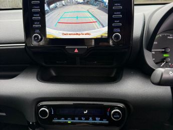 Toyota Yaris 1.5 VVT-h Icon E-CVT Euro 6 (s/s) 5dr