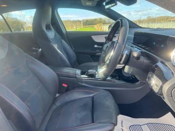 Mercedes-Benz A Class 2.0 A250 AMG Line (Premium Plus) 7G-DCT Euro 6 (s/s) 5dr