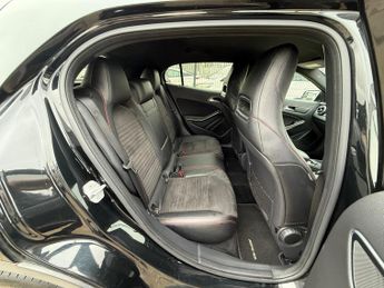 Mercedes-Benz GLA 2.1 GLA220d AMG Line (Premium) 7G-DCT 4MATIC Euro 6 (s/s) 5dr