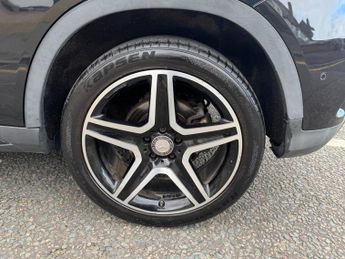 Mercedes-Benz GLA 2.1 GLA220d AMG Line (Premium) 7G-DCT 4MATIC Euro 6 (s/s) 5dr