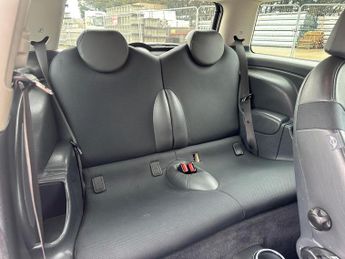 MINI Hatch 1.6 Cooper CVT Euro 4 3dr