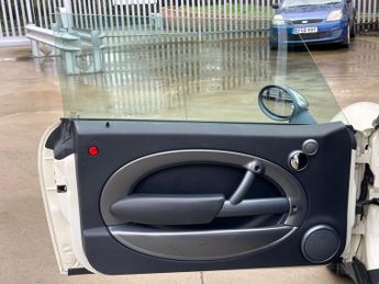 MINI Hatch 1.6 Cooper CVT Euro 4 3dr