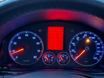 Volkswagen Golf 1.6 FSI Match 5dr