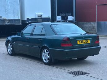 Mercedes-Benz C Class 2.4 C240 Sport 4dr