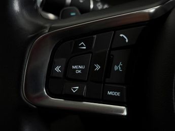 Jaguar XF 2.0i Portfolio Sportbrake Auto Euro 6 (s/s) 5dr