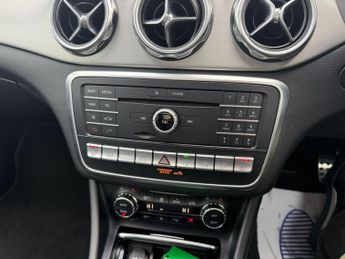 Mercedes-Benz GLA 2.1 GLA220d AMG Line (Premium Plus) 7G-DCT 4MATIC Euro 6 (s/s) 5