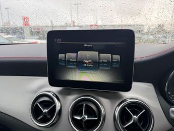 Mercedes-Benz GLA 2.1 GLA220d AMG Line (Premium Plus) 7G-DCT 4MATIC Euro 6 (s/s) 5