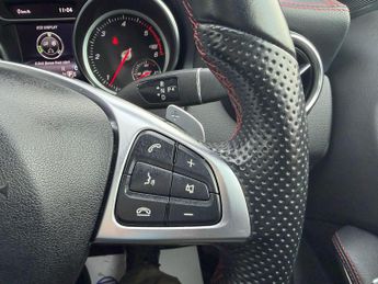 Mercedes-Benz GLA 2.1 GLA220d AMG Line (Premium Plus) 7G-DCT 4MATIC Euro 6 (s/s) 5