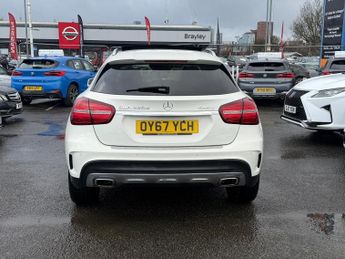 Mercedes-Benz GLA 2.1 GLA220d AMG Line (Premium Plus) 7G-DCT 4MATIC Euro 6 (s/s) 5