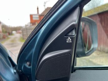 Volvo XC60 2.4 D5 SE Lux Geartronic AWD Euro 4 5dr