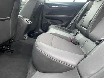 Vauxhall Insignia 1.5i Turbo GPF SRi VX Line Nav Grand Sport 5dr Petrol Automatic 