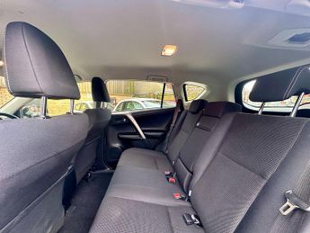 Toyota RAV4 2.5 VVT-h Icon CVT Euro 6 (s/s) 5dr