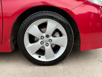 Toyota Prius 1.8 VVT-h T Spirit CVT Euro 5 (s/s) 5dr