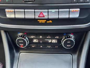 Mercedes-Benz CLA 2.1 CLA220d AMG Line Coupe 7G-DCT 4MATIC Euro 6 (s/s) 4dr