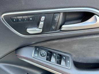 Mercedes-Benz CLA 2.1 CLA220d AMG Line Coupe 7G-DCT 4MATIC Euro 6 (s/s) 4dr