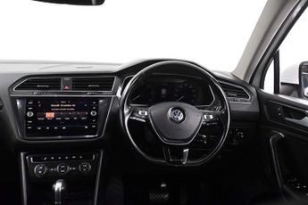 Volkswagen Tiguan 2.0 TDI SEL DSG Euro 6 (s/s) 5dr