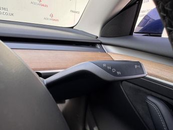 Tesla Model 3 (Dual Motor) Long Range Auto 4WDE 4dr