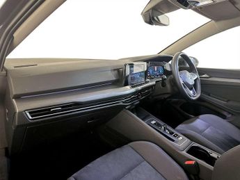 Volkswagen Golf 1.5 eTSI MHEV Style DSG Euro 6 (s/s) 5dr