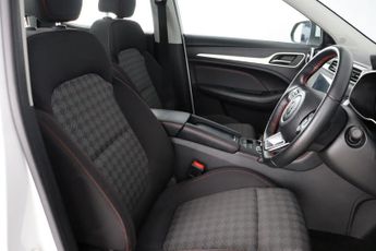 MG MG ZS 51.1kWh SE Auto 5dr