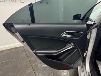 Mercedes-Benz CLA 2.1 CLA200d AMG Sport Coupe 7G-DCT Euro 6 (s/s) 4dr