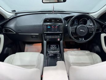 Jaguar F-PACE 2.0 D180 Prestige Auto AWD Euro 6 (s/s) 5dr