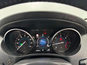 Jaguar F-PACE 2.0 D180 Prestige Auto AWD Euro 6 (s/s) 5dr