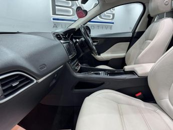 Jaguar F-PACE 2.0 D180 Prestige Auto AWD Euro 6 (s/s) 5dr