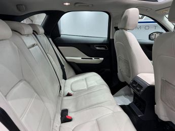 Jaguar F-PACE 2.0 D180 Prestige Auto AWD Euro 6 (s/s) 5dr