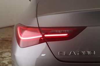 Mercedes-Benz CLA 1.3 CLA200h MHEV AMG Line (Executive) Coupe 7G-DCT Euro 6 (s/s) 