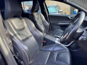 Volvo XC60 2.4 D5 R-Design Lux Nav Geartronic AWD Euro 5 5dr