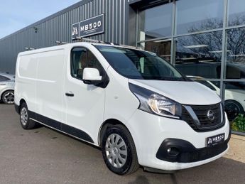 Nissan NV300 2.0 dCi 30 Acenta L2 H1 Euro 6 4dr