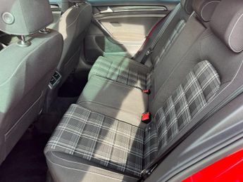 Volkswagen Golf 2.0 TDI BlueMotion Tech GTD DSG Euro 6 (s/s) 5dr