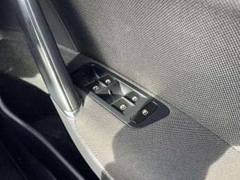 Volkswagen Golf 2.0 TDI BlueMotion Tech GTD DSG Euro 6 (s/s) 5dr