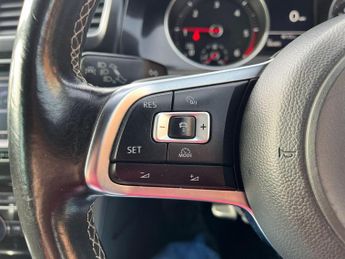 Volkswagen Golf 2.0 TDI BlueMotion Tech GTD DSG Euro 6 (s/s) 5dr