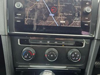 Volkswagen Golf 1.0 TSI Match DSG Euro 6 (s/s) 5dr
