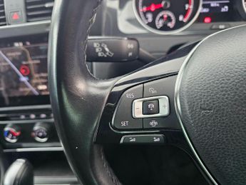 Volkswagen Golf 1.0 TSI Match DSG Euro 6 (s/s) 5dr