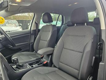 Volkswagen Golf 1.0 TSI Match DSG Euro 6 (s/s) 5dr