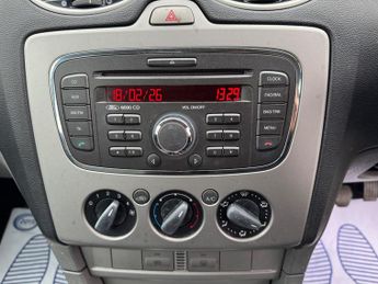 Ford Focus 1.6 Zetec 5dr