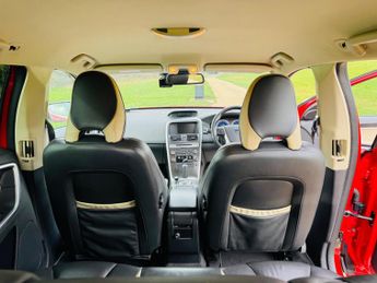 Volvo XC60 3.0 T6 R-Design Geartronic AWD  5dr