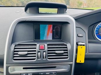 Volvo XC60 3.0 T6 R-Design Geartronic AWD  5dr