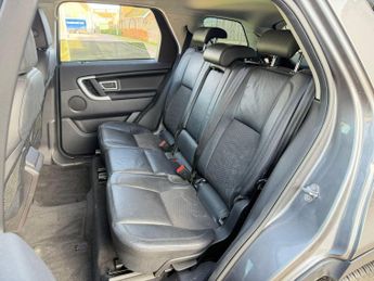 Land Rover Discovery Sport 2.0 TD4 SE Tech Auto 4WD Euro 6 (s/s) 5dr