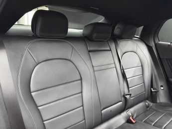 Mercedes-Benz GLC 3.0 GLC350d V6 AMG Line (Premium Plus) Coupe G-Tronic 4MATIC Eur