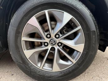 Toyota RAV4 2.5 VVT-h Business Edition Plus CVT Euro 6 (s/s) 5dr