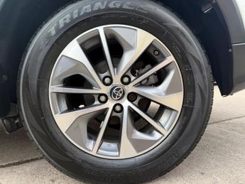 Toyota RAV4 2.5 VVT-h Business Edition Plus CVT Euro 6 (s/s) 5dr