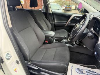 Toyota RAV4 2.5 VVT-h Business Edition Plus CVT Euro 6 (s/s) 5dr