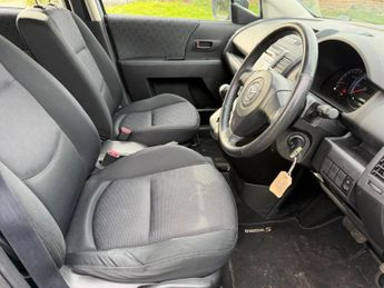 Mazda Mazda5 2.0 TS2 5dr