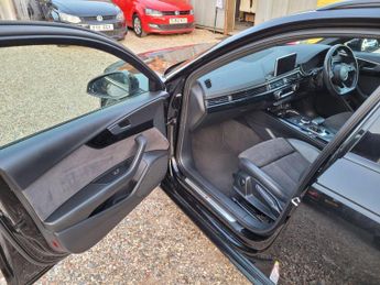 Audi A4 Avant 2.0 TFSI Black Edition S Tronic Euro 6 (s/s) 5dr