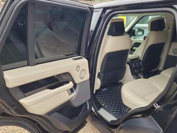 Land Rover Range Rover 3.0 SD V6 Vogue Auto 4WD Euro 6 (s/s) 5dr