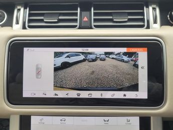 Land Rover Range Rover 3.0 SD V6 Vogue Auto 4WD Euro 6 (s/s) 5dr