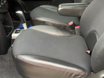 Nissan Note 1.6 16V Tekna Auto Euro 4 5dr